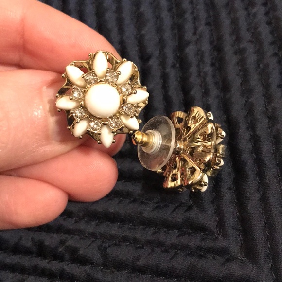 Banana Republic vintage style earrings - Picture 3 of 3